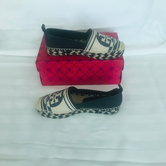 Tory Burch Espadrille Jacquard Slip-On Flat - Picture 2 of 4